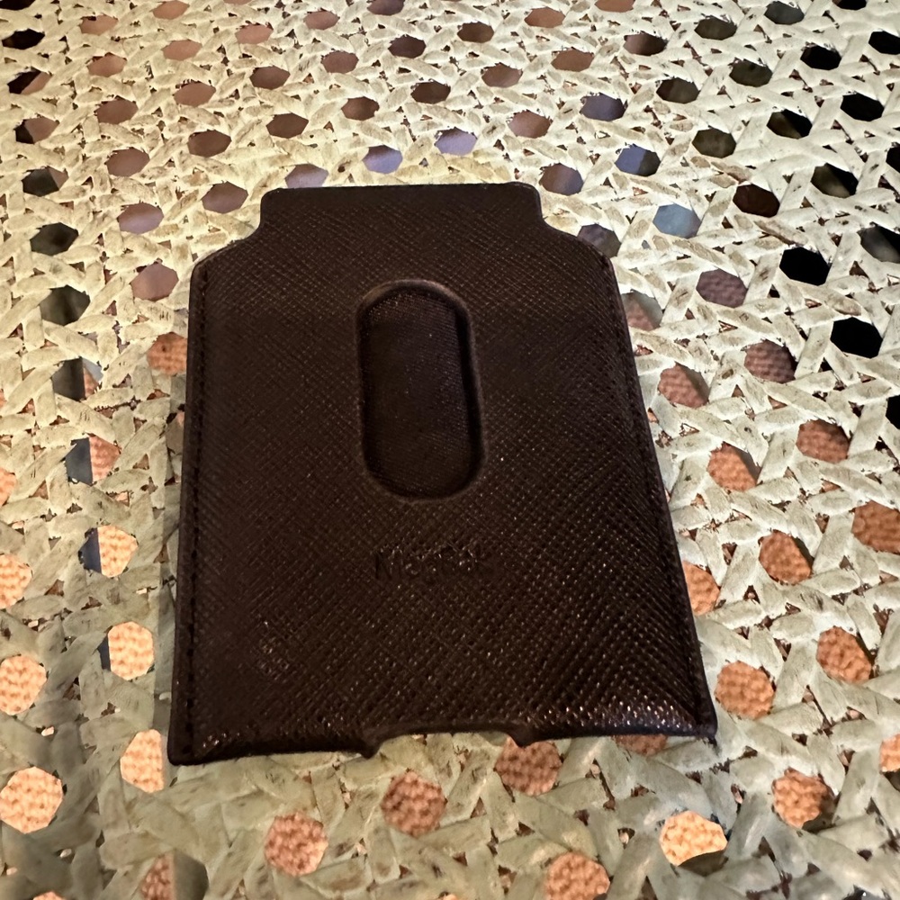MagBak magnetic cell phone card case